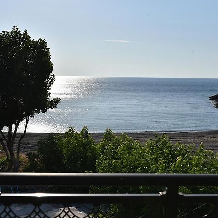 Irene'S Beach Front House Vromopousi Esterno foto